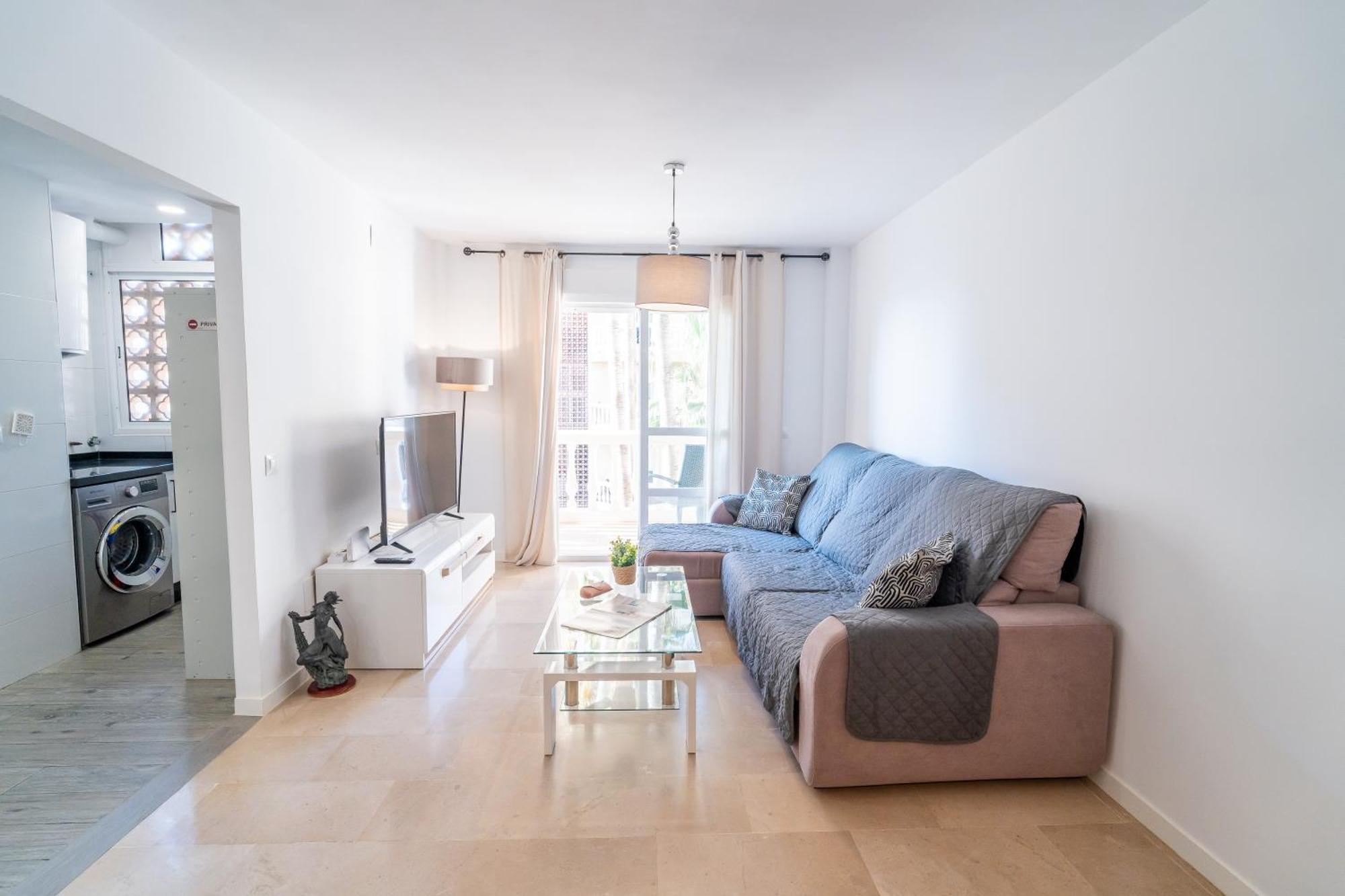Casa Playa Guadalmar, Beautiful Apartment In Front Of The Sea, Wifi, Ac, Smart Tv, Private Parking Malaga Exterior photo